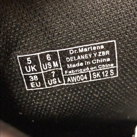 Women’s Dr. Martens Delaney Boots Zebra Size 7 NEW - Picture 6 of 6